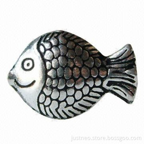 Solid 925 sterling silver fish bead charms with Thai silver finish, measures 13.6x9.4mm